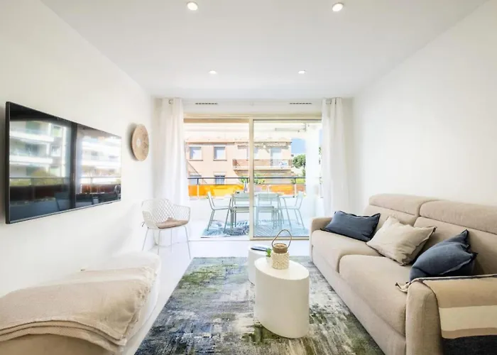 3p De Style A Deux Pas De La Croisette & Commerces - 3p De Style A Deux Pas De La Croisette & Commerces Mae-2103 *